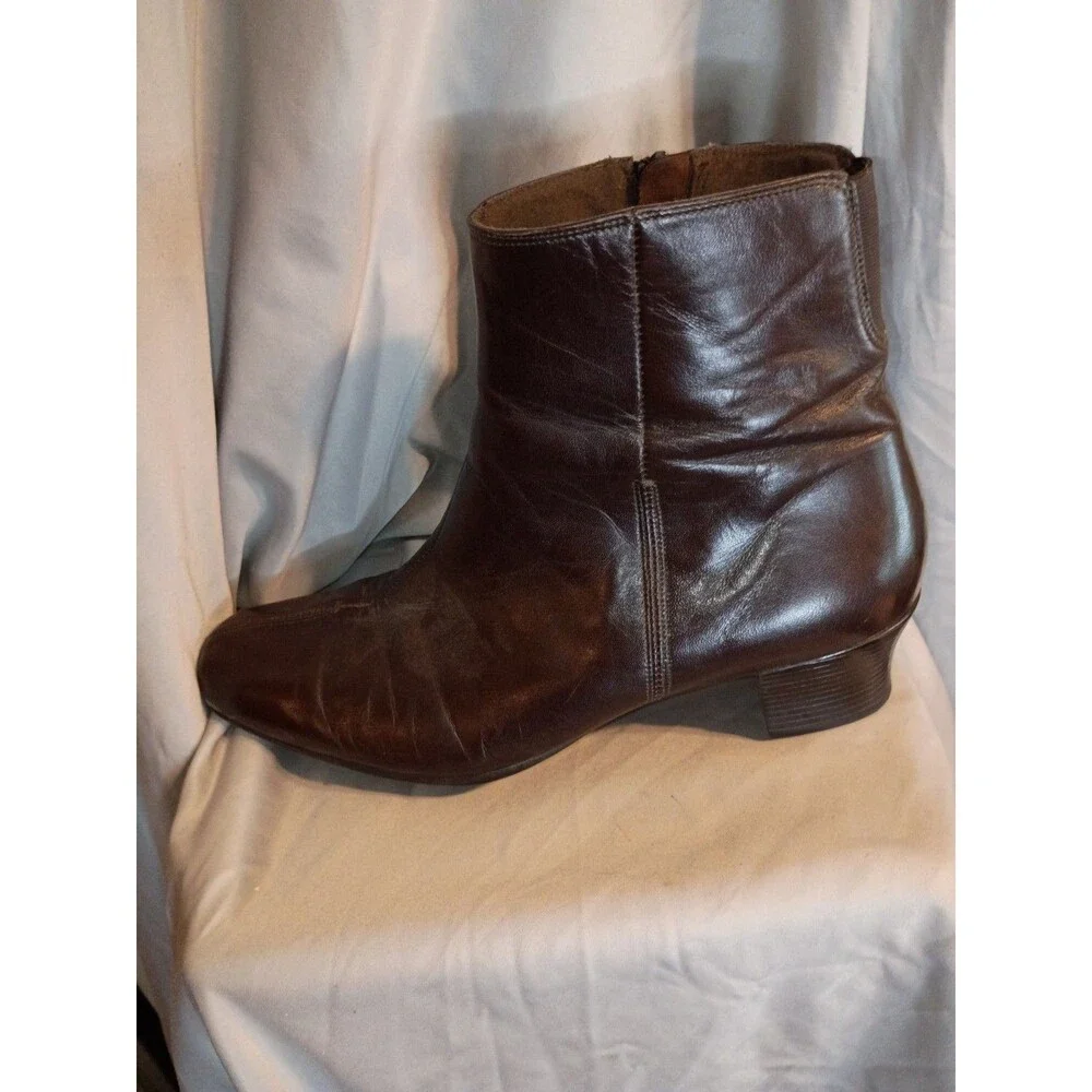 Munro excellent used